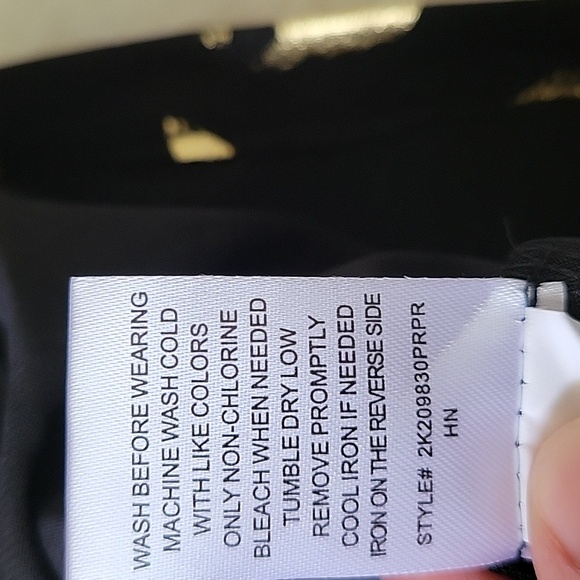 NWT RACHEL ROY. Blouse Women's. Black & Gold Floral Stylish. Size 3X. - Picture 13 of 13